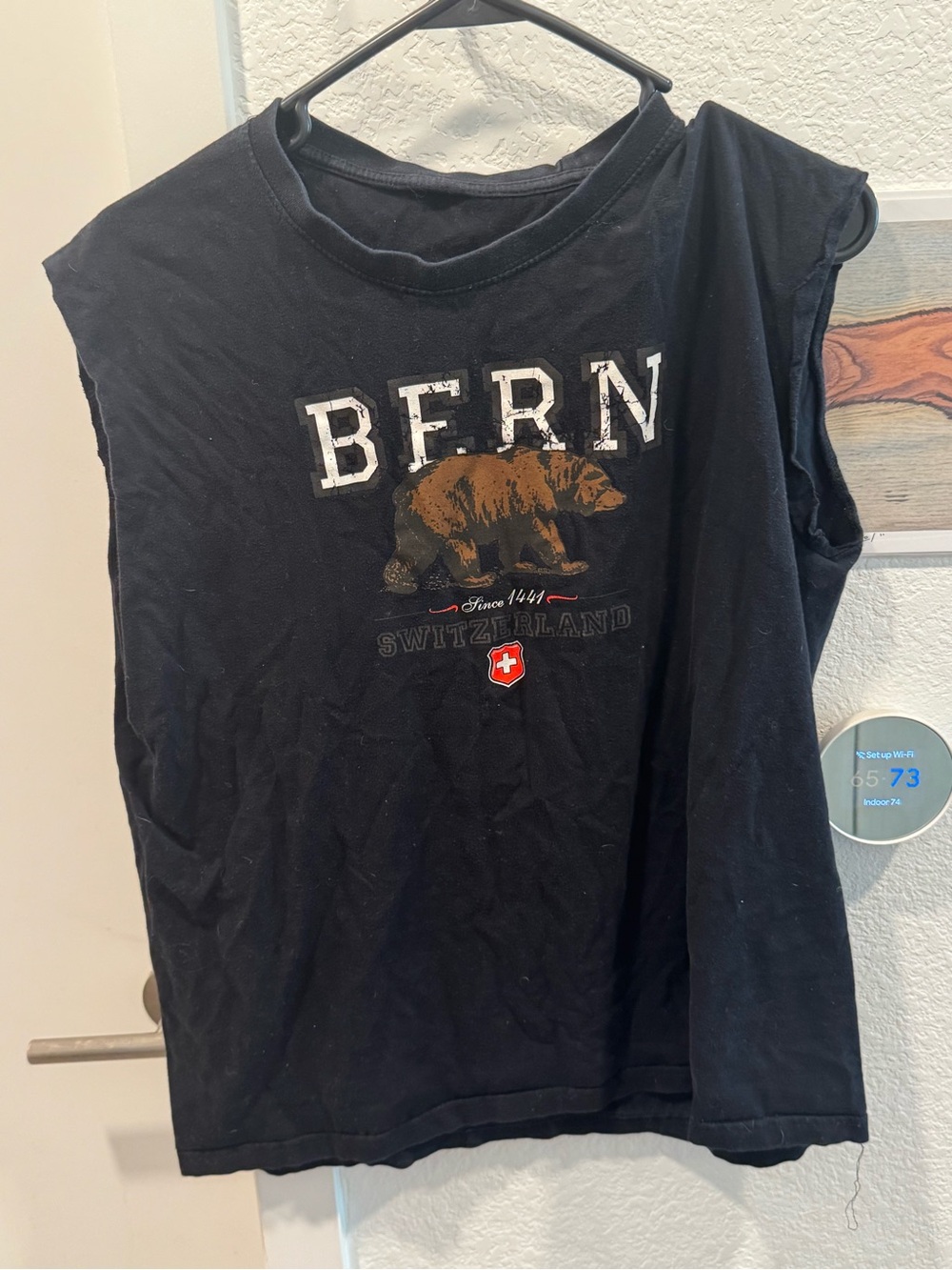 Bern Switzerland Bear Graphic Muscle Tank - Black